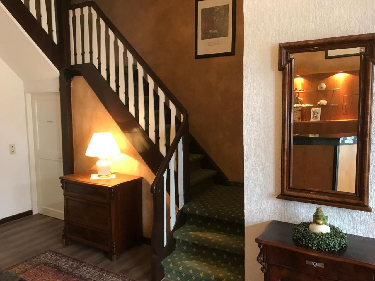 Das "Village House" In Volkse Bagian luar foto